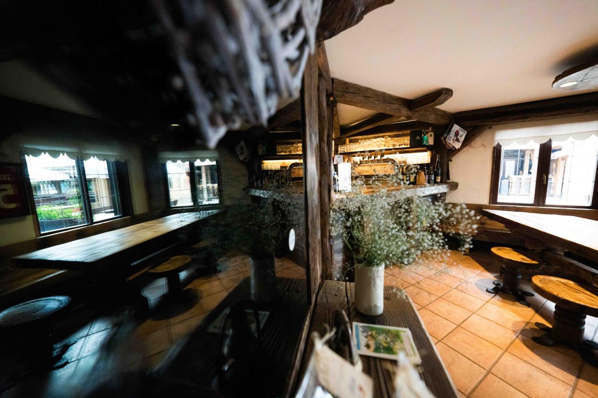 Albergo Ristorante Al Frate Da Streza Madonna di Campiglio Exterior photo