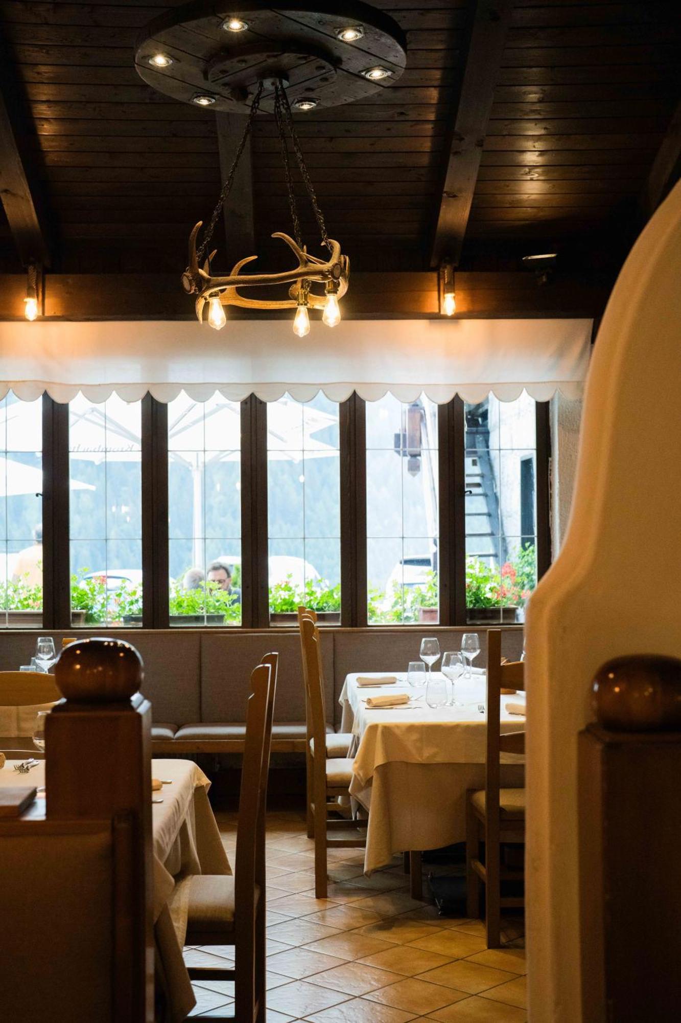 Albergo Ristorante Al Frate Da Streza Madonna di Campiglio Exterior photo